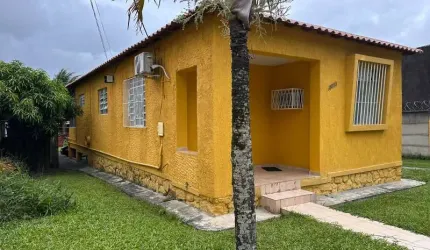 Casa com 3 quartos à venda na Avenida de Santa Cruz, Santíssimo, Rio de Janeiro por R$ 529.000