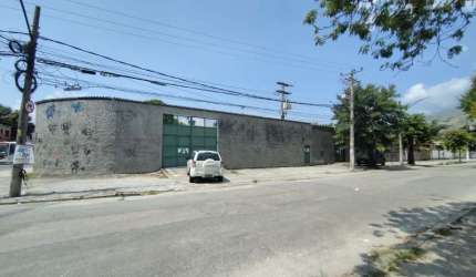 Barracão / Galpão / Depósito com 5 salas à venda na Rua Agrícola, 17, Bangu, Rio de Janeiro, 842 m2 por R$ 1.299.900