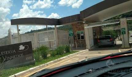 BELÍSSIMA E CONFORTÁVEL CASA TÉRREA À VENDA NO CONDOMÍNIO RESERVA DOS VINHEDOS EM LOUVEIRA - A/C 257 M2 em terreno de 554 m², Agende a sua vista - (11) 97199-8797 - www.jundiaiimoveis.com.br
