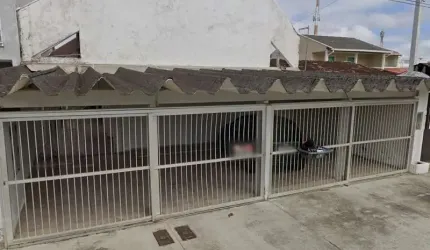 Seu Refúgio à Beira-Mar: Sobrado à Venda em Matinhos-PR!