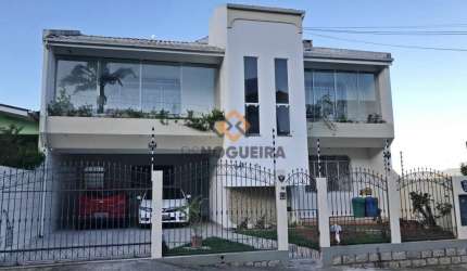 Quartos em República em Coqueiros