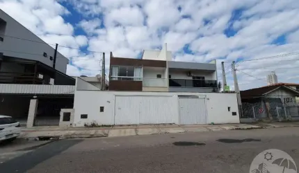 Espaçoso triplex para morar ou investir  Balneário Camboriú