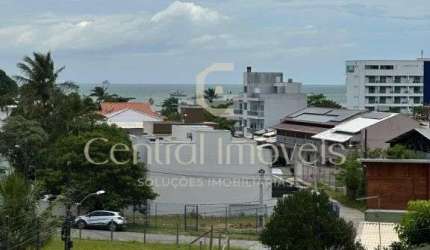 Casa com 3 quartos à venda no Armação, Penha  por R$ 840.000