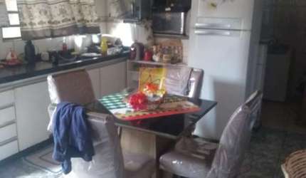 CASA com 02 quartos para VENDA