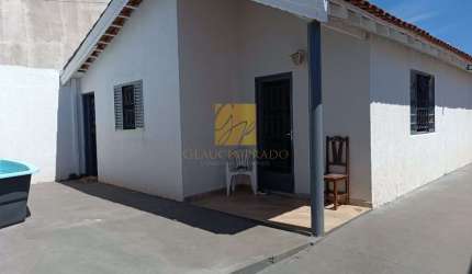 CASA com 03 quartos para VENDA
