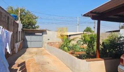 CASA com 02 quartos para VENDA