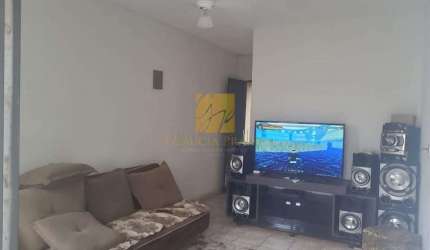 EXCELENTE CASA VILA GIUNTA!!!!!!