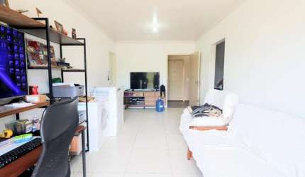 Apartamento para Venda em Torres, Centro, 2 dormitórios, 1 banheiro, 1 vaga
