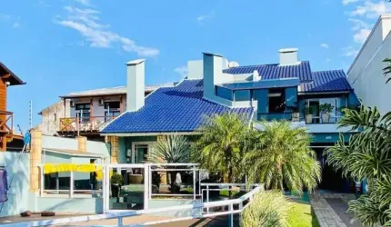 Casa para Venda em Torres, Praia da Cal, 4 dormitórios, 1 suíte, 5 banheiros, 2 vagas