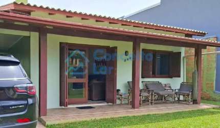 Casa para Venda em Torres, Praia da Cal, 2 dormitórios, 1 suíte, 2 banheiros, 3 vagas
