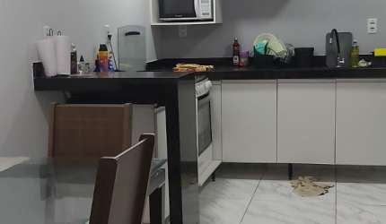 Excelente apartamento no Conjunto Costa e Silva