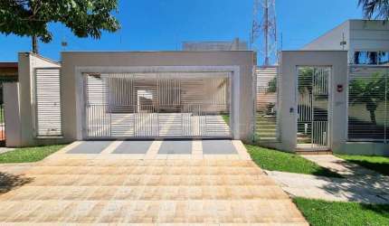 Casa com 3 quartos à venda na Rua Castro Alves, 254, Jardim Shangri la, Londrina, 362 m2 por R$ 1.800.000
