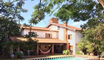 Sobrado no Jardim Champagnat