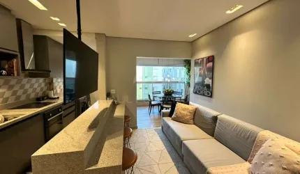 Apt de uma suite de porteira fechada