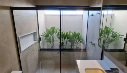 Casa de condomínio para venda tem 290 metros quadrados com 3 quartos
