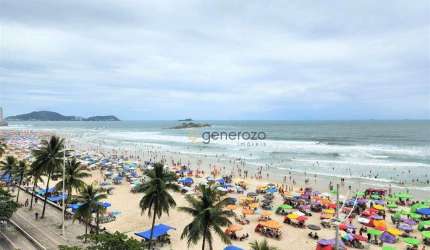 Apartamento a venda na praia de Pitangueiras, frente ao mar, 02 dormitórios, com sacada