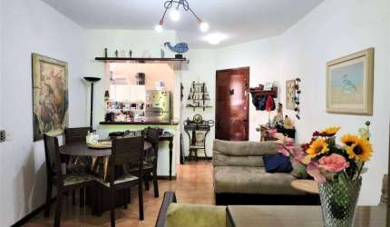 Apartamento para venda na praia da Enseada, 01 dormitório, 01 vaga de garagem