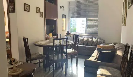 Apartamento para venda na praia de Pitangueiras, na quadra da praia, 01 dormitório, com 01 vaga de garagem