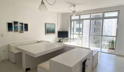 Apartamento para venda na praia das Pitangueiras, 03 dormitórios, com sacada e vista para o mar