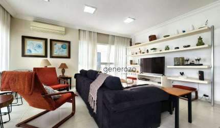 Apartamento a venda na praia das Pitagueiras, frente ao mar, 03 dormitórios, sacada, 01 vaga de garagem