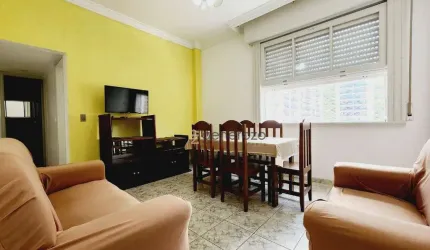 Apartamento a venda na praia das Pitangueiras, 02 dormitórios, na quadra da praia, região central