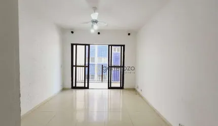Apartamento a venda na praia do Tombo, 02 dormitórios, 01 vaga de garagem e lazer no prédio