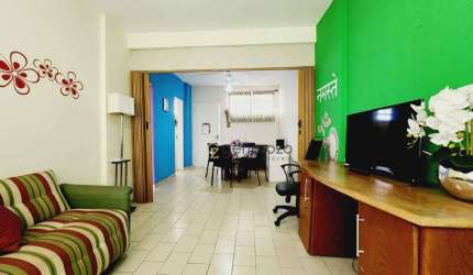 Apartamento a venda na praia das Pitangueiras, 01 dormitorio a uma quadra da praia.