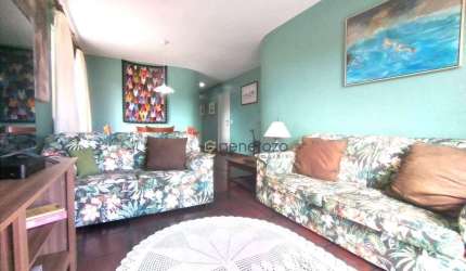 Apartamento á venda na praia das Pitangueiras, 03 dormitórios, 01 vaga de garagem e lazer.