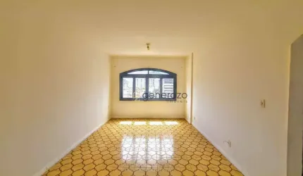 Apartamento á venda na praia das Pitangueiras, 02 dormitórios,01 vaga de garagem.