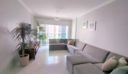 Apartamento á venda na praia das Pitangueiras, 03 dormitórios, 01 vaga de garagem, na quadra da praia.