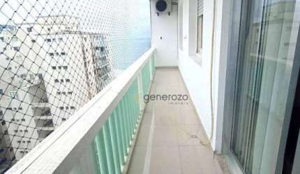 Apartamento a venda na praia das Pitangueiras, na quadra da praia, 02 dormitórios