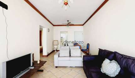 Apartamento á venda na praia das Pitangueiras, 02 dormitórios, 01 vaga de garagem, vista para o mar.