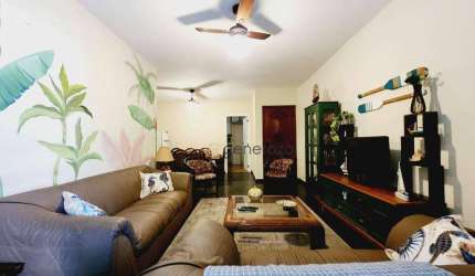 Apartamento a venda na praia das Pitangueiras, 03 dormitórios, com 02 vagas de garagem, com lazer no prédio