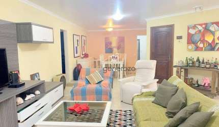 Apartamento à venda na praia das Pitangueiras, 03 dormitórios, 02 vagas, lazer