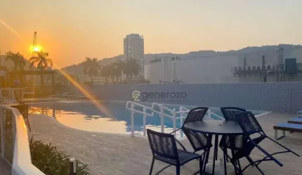 Apartamento a venda na praia da Enseada, 03 dormitórios, 02 vagas, lazer completo