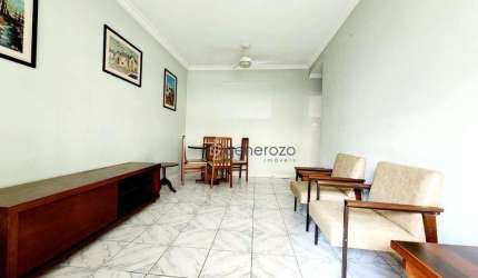 Apartamento a venda na praia das Pitangueiras, 01 dormitório, 01 vaga de garagem