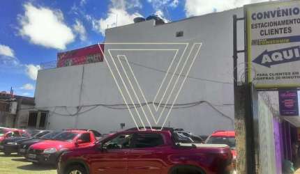 Imóvel Comercial com estacionamento e lojas já locadas à venda,  Centro, Francisco Morato - PR6716