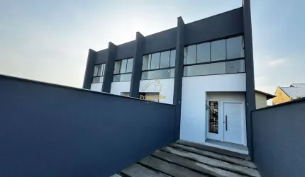 Geminado novo com duas suítes no Vila Nova