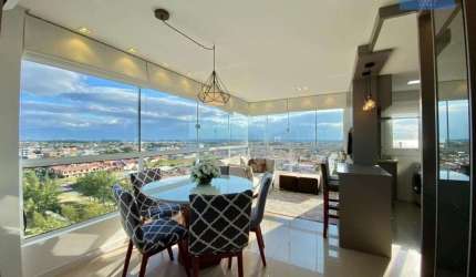 Apartamento 3 dormitórios com vista para o Mar