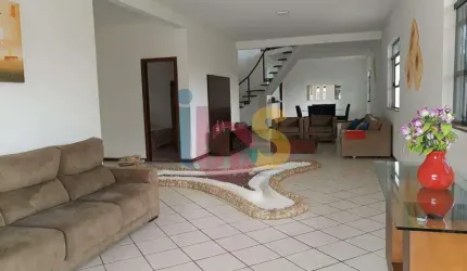 Linda Casa com Piscina no São Domingos