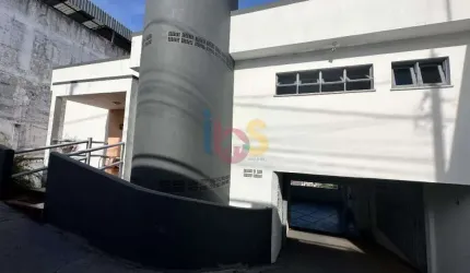 Vendo Excelente Casa com 4/4