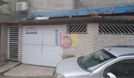 Vendo Casa com 2/4