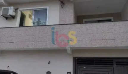 Vendo Sobrado no Ilhéus II com 6/4
