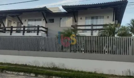 Vendo Casa em Condomínio Fechado