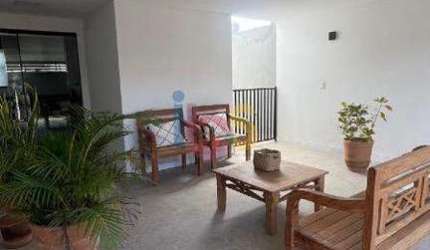 LINDA CASA NO HERNANI SÁ