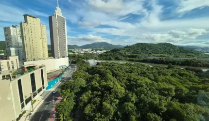 APARTAMENTO QUADRA MAR - BARRA SUL