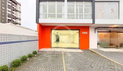 Ponto comercial para alugar na Rua Passos de Oliveira, 1305, Centro, São José dos Pinhais por R$ 9.000