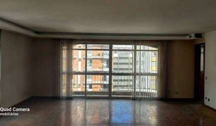 Belo apartamento em andar alto em Higienópolis