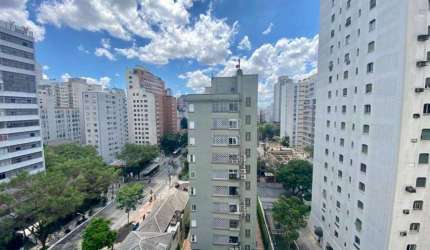 Apartamento andar alto em Higienópolis