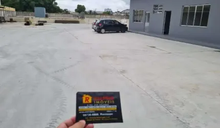 Barracão / Galpão / Depósito com 6 salas para alugar na Avenida Demétrio Ribeiro, Figueira, Duque de Caxias por R$ 55.000